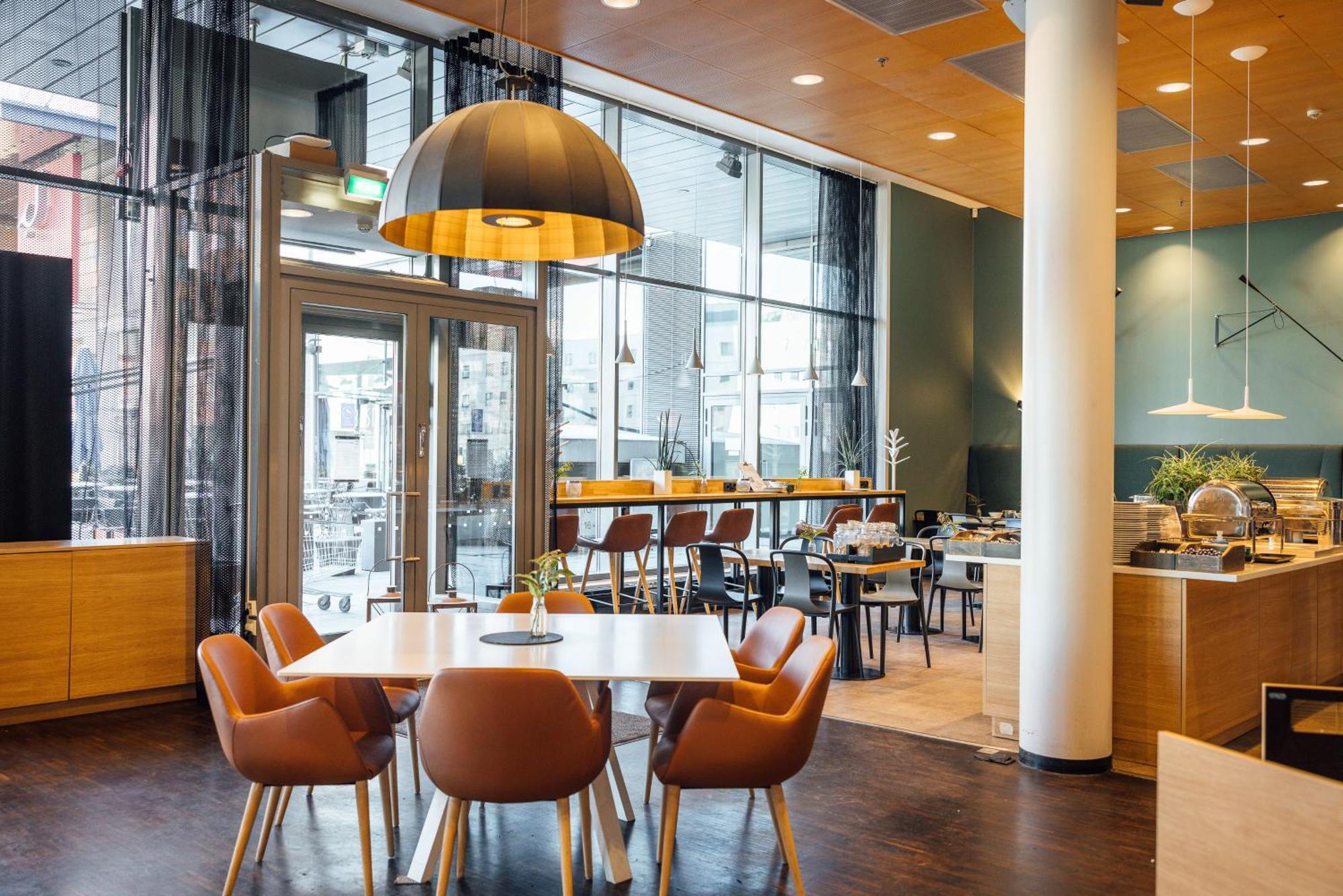 Hotel Comfort Sello 4*